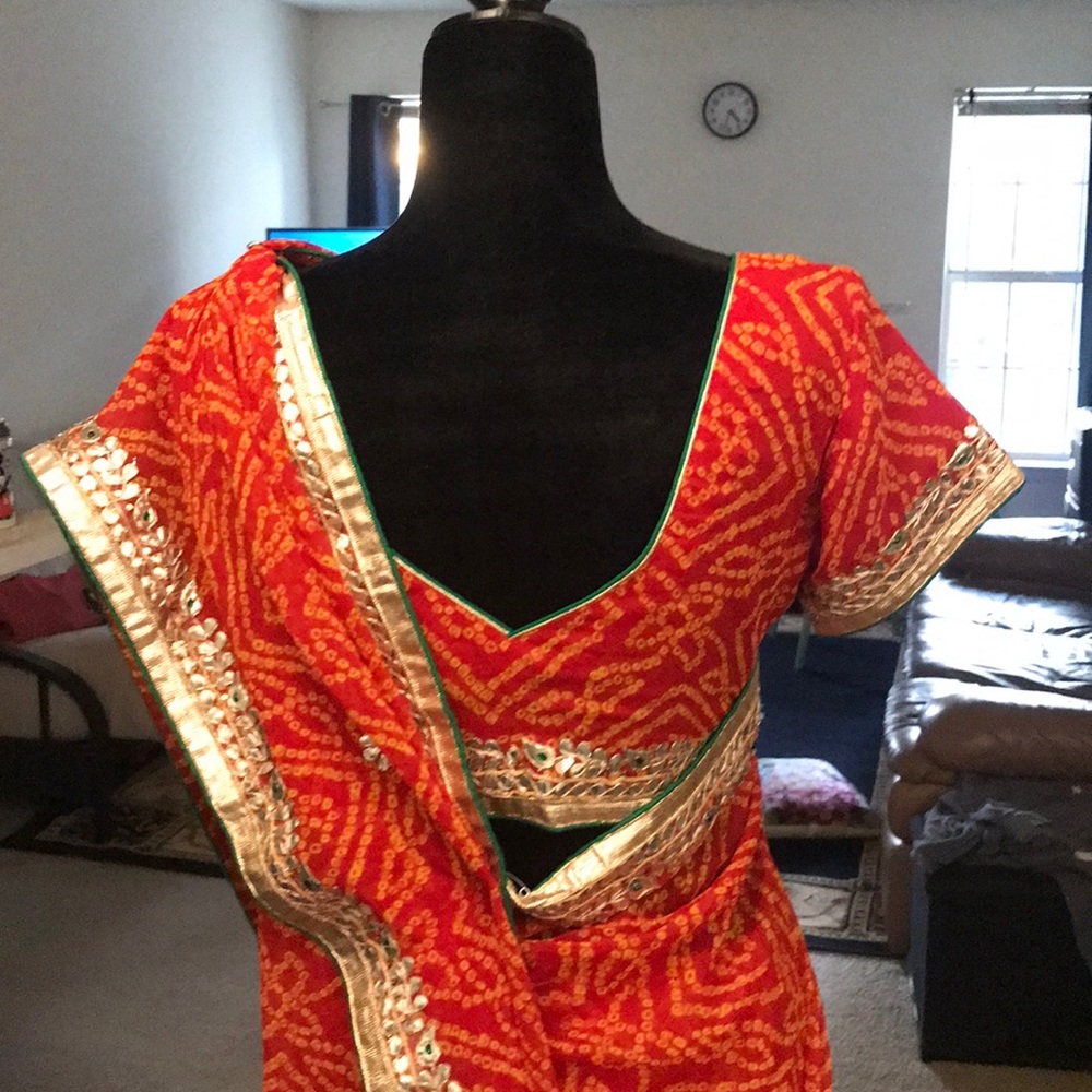 Closet clearance - Picture 4 of 5